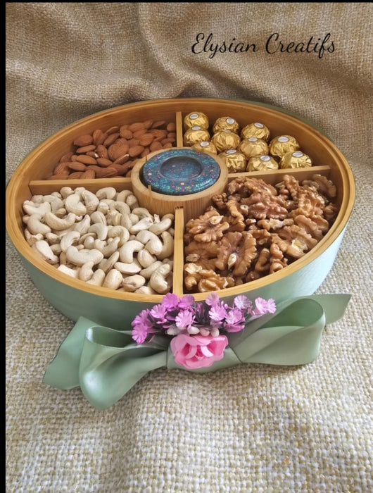 Assorted Wooden Round Dry Fruit Gifting Box With Dried Fruits And Wrapping With Net And Bow